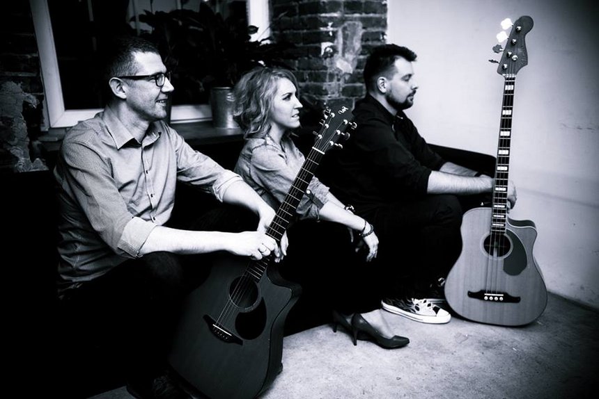 mat. pras. 2M. Acoustic. Trio