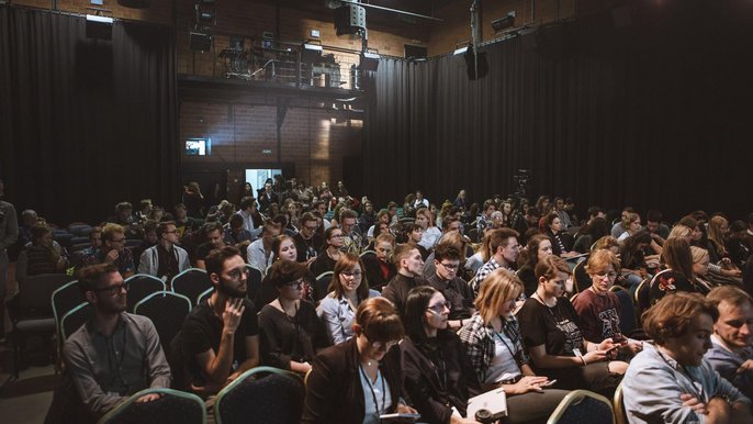 Jubileuszowa, 10. edycji Festiwalu Krytyków Sztuki Filmowej Kamera Akcja, odbędzie się w Szkole Filmowej w Łodzi od 17 do 20 października 2019 r. - zdjęcia organizatora 