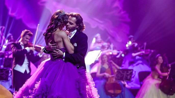  - ORKIESTRA KSIĘŻNICZEK - NAJWIĘKSZE PRZEBOJE / Trasa Jubileuszowa (5-lecie) w Filharmonii Łódzkiej