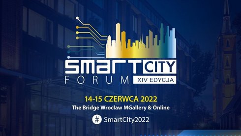 Smart City Forum XIV edycja. 14-15 czerwca #smartcity2022 - grafika reklamowa. Żółte i niebieskie napisy na granatowym tle.