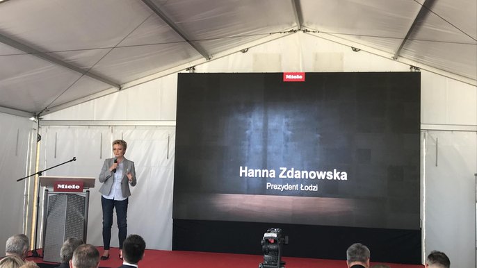 Uroczystość wmurowania kamienia węgielnego pod budowę fabryki pralek - mat. prasowe