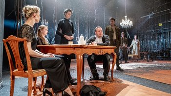  -  "Biedermannowie" - spektakl w Teatrze Powszechnym