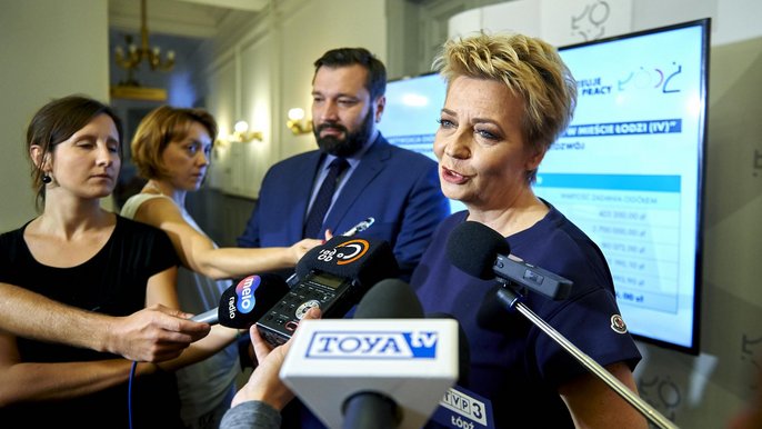 Prezydent Łodzi Hanna Zdanowska zachęca do skorzystania z programu aktywizacji - fot. Radosław Jóźwiak / UMŁ