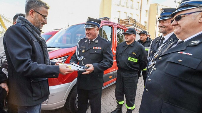 Nowy sprzęt dla strażaków z łódzkich OSP - fot. Paweł Łacheta / UMŁ
