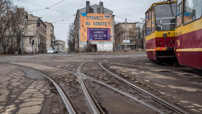 Łódź buduje ul. Wojska Polskiego: nowe torowisko, jezdnia, chodniki, wyniesione przystanki oraz parking park&ride - fot. Stefan Brajter / UMŁ