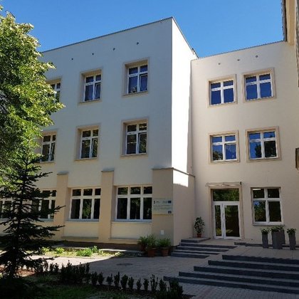 Szkoła Podstawowa nr 109 ul. Pryncypalna 74, 93-379 Łódź, po termomodernizacji 