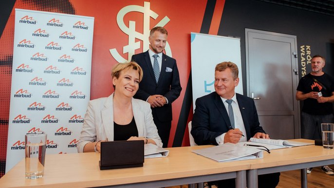 Podpisano umowę na rozbudowę stadionu przy al. Unii - fot. Radosław Żydowicz / UMŁ