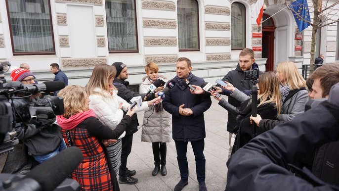 Gimnazjaliści po egzaminach. Teraz ósmoklasiści - fot. Monika Pawlak / UMŁ