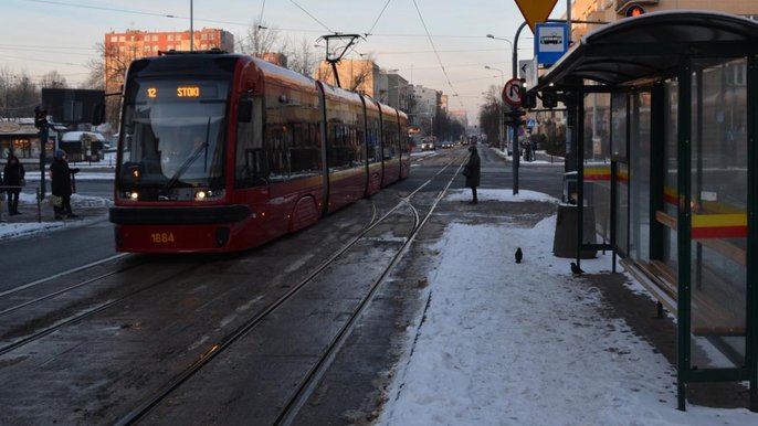 Tramwaje na ulicy na Narutowicza 