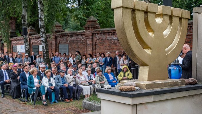 Uroczystości religijne. Cmentarz żydowski w Łodzi. Fot. P. Wacławiak, UMŁ. 