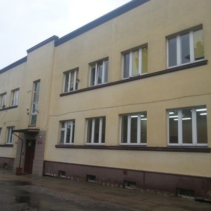 Szkoła Podstawowa nr 130 przy ul. Gościniec 1 w Łodzi przed termomodernizacją 