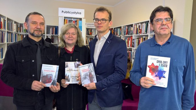 Łódź i historie związanie z naszym miastem coraz bardziej pociągają autorów książek. Wkrótce ukażą się kolejne… - Wojciech Markiewicz / UMŁ