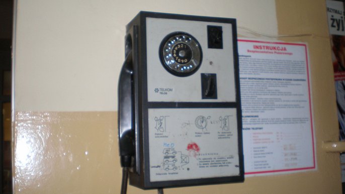 Automat telefoniczny - SkyMaja/Wikimedia Commons