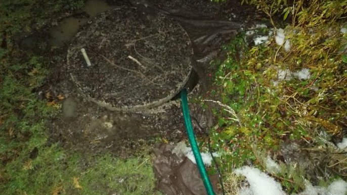 Mieszkańcy pozbywali się nielegalnie nieczystości 