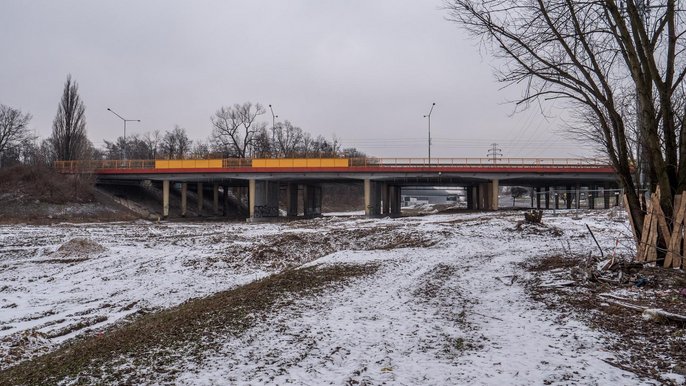 Łódź buduje. Po krótkiej zimowej przerwie wykonawca ulicy Nowowęglowej wraca do robót i rozszerza plac budowy - fot. Stefan Brajter / UMŁ