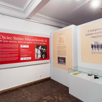 Wystawa pamięci ojca Miecznikowskiego, która w 2014 roku została otwarta w Muzeum Miasta Łodzi 
