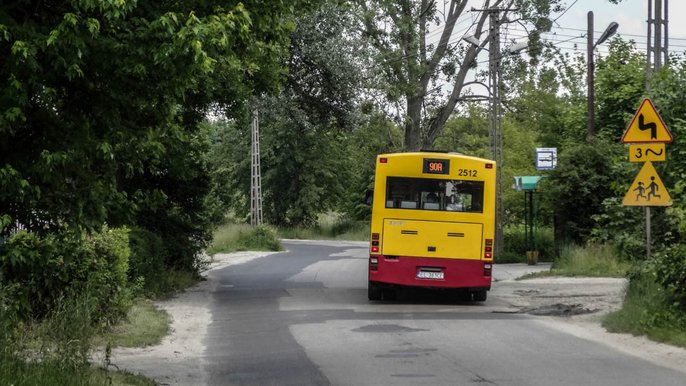 Autobus MPK Łódź na ul. Wieńcowej - fot. Adrian Strąkowski / lodzkakomunikacja.eu