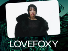 Plakat promujący artystkę Lovefoxy na festiwalu