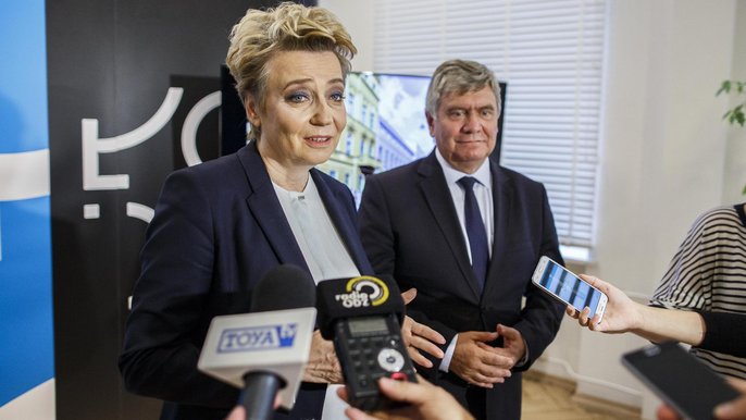 Prezydent Zdanowska zapowiedziała, że niebawem te działania, na które czekaliśmy zobaczymy w rzeczywistości - fot. Radosław Jóźwiak / UMŁ