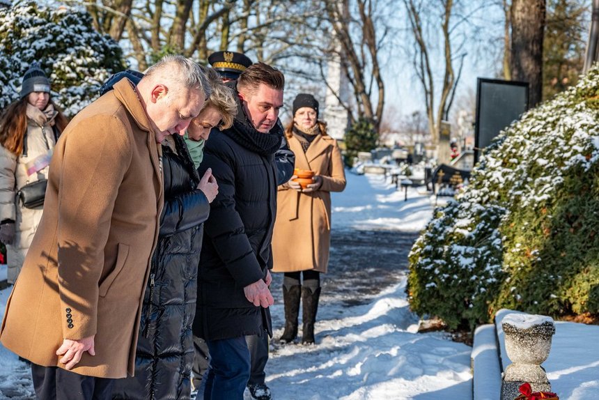 Członek Zarządu Województwa Łódzkiego Andrzej Górczyński, prezydent Łodzi Hanna Zdanowska i przewodniczący Rady Miejskiej w Łodzi Marcin Gołaszewski. Fot: P. Wacławiak, UMŁ. 