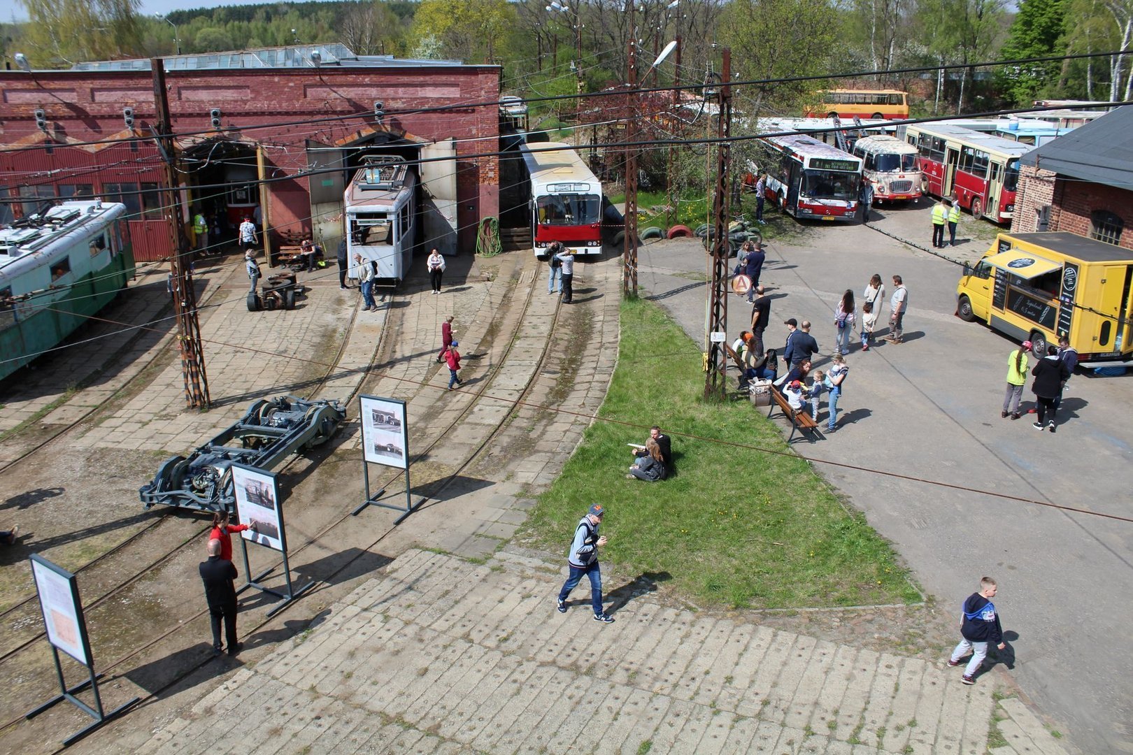 Депо Брус, мат. преси