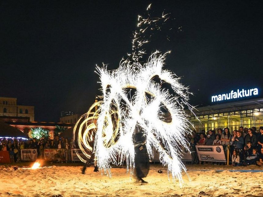 fot. Dark Frame/mat. pras. Manufaktura