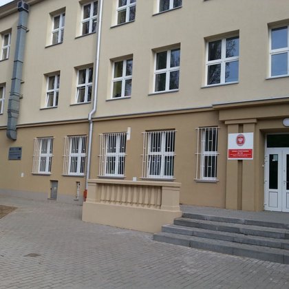Zespół Szkół Specjalnych nr 4 (obecnie SPS nr 128) przy ul. Niciarnianej 2a w Łodzi po termomodernizacji 