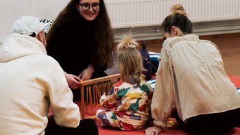  -  Um cia cia bum | Twórcze Warsztaty rodzinne w Fabryce Sztuki