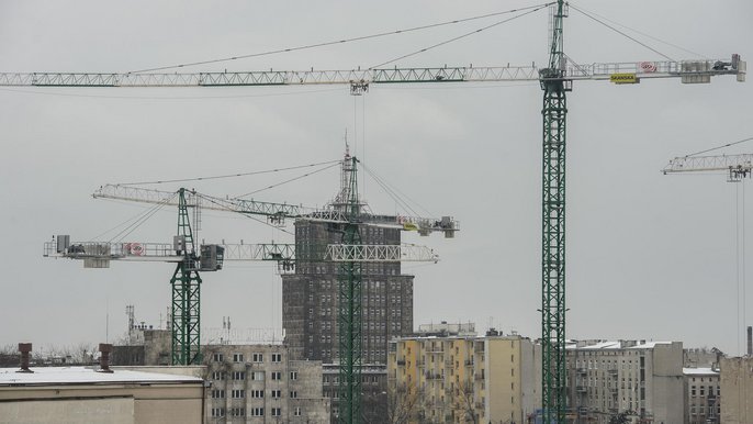 Dźwigi nad Łodzią zwiastuje boom budowlany - fot. Radosław Jóźwiak / UMŁ