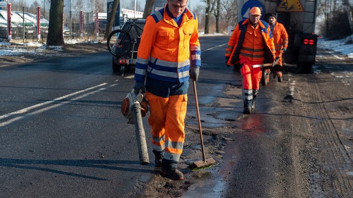 Łatanie dziur w Łodzi - fot. ŁÓDŹ.PL