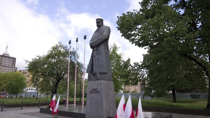 W Łodzi uczczono 85. rocznicę śmierci marszałka Józefa Piłsudskiego. - fot. Andrzej Janecki
