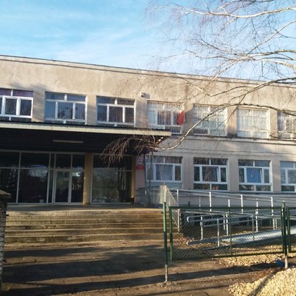 Szkoła Podstawowa nr 168 przy ul. Plantowej 7 w Łodzi przed termomodernizacją 