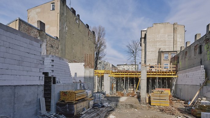 Budowa bloku przy ul. Nawrot 98 