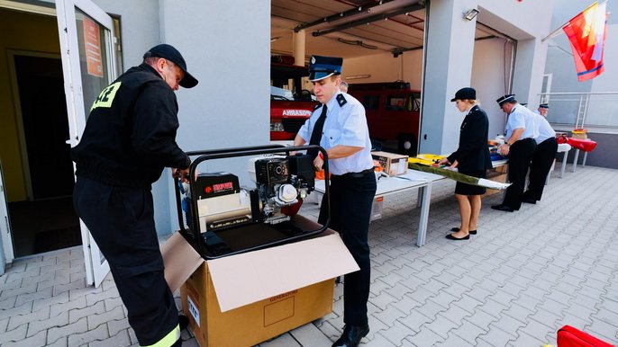 13 łódzkich jednostek OSP dostało nowy sprzęt - fot. Paweł Łacheta / UMŁ