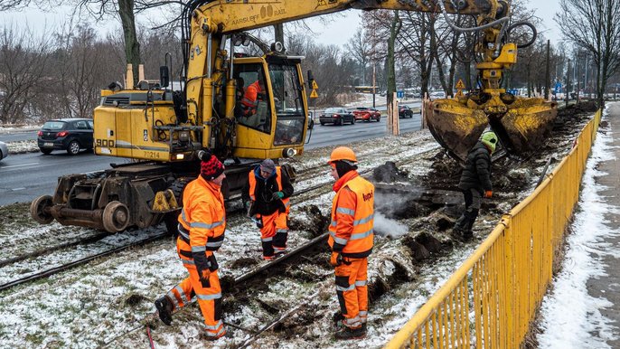 Wojska Polskiego / Strykowska - rozbiórka szyn - fot. ŁÓDŹ.PL