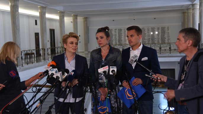 Prezydent Łodzi Hanna Zdanowska złożyła w Sejmie nowy projekt ustawy antydopalaczowej 