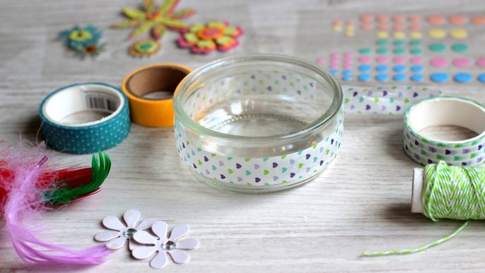 Zdjęcie promujące wydarzenie: Lampiony na letnie wieczory - warsztaty dla dzieci w Empiku w Manufakturze - mat. pras. Salon Empik Łódź Manufaktura