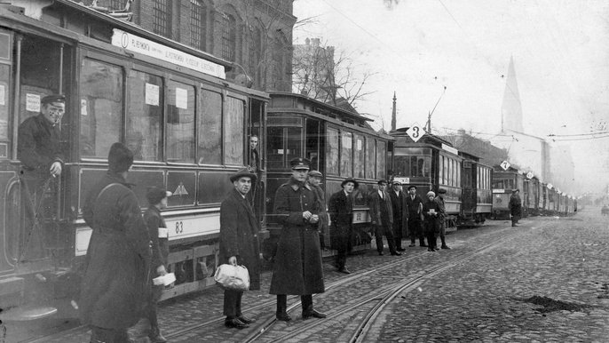 Piotrkowska 1 - fot. ze zbiorów Narodowego Archiwum Cyfrowego, autor - Aleksander Meyer