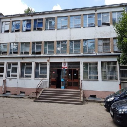 Szkoła Podstawowa nr 189 przy ul. Kossaka 19 w Łodzi przed termomodernizacją 