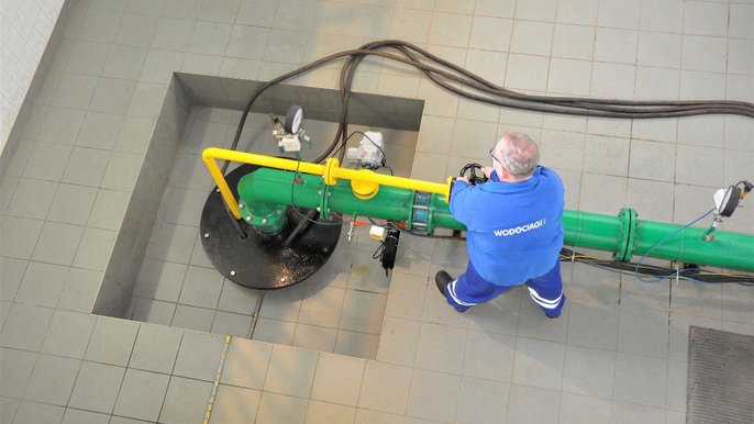 Najgłębsza z 48 miejskich studni głębinowych w Łodzi - fot. ZWIK