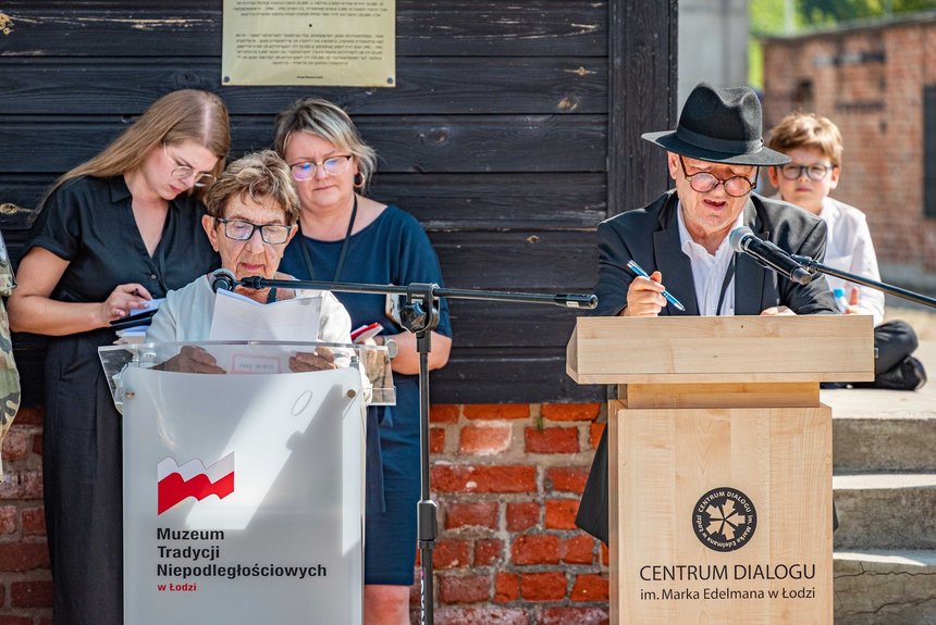 Przemawia Ocalała Hana Svirsky. Fot. P. Wacławiak, UMŁ