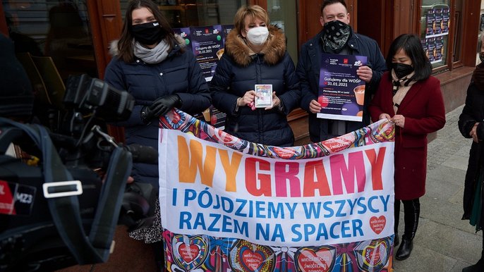 Na zdjęciu od lewej: Monika Langner - rzeczniczka Manufaktury, Hanna Zdanowska - prezydent Łodzi, Mikołaj Rykowski - prezes Fundacji Wolne Miejsce, Lilly Tran z restauracji PHO by Lilly Tran 