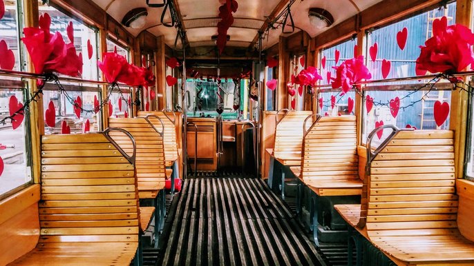 Dla spragnionych wrażeń – MPK proponuje „Walentykowe Tramwaje” Po raz pierwszy, będą kursowały w Łodzi aż 3 walentykowe tramwaje, w godzinach 18.00 – 21.00 - fot. MPK