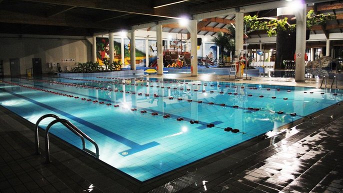 Nocne pływanie i saunowanie w aquaparku Fala! - fot. aquapark Fala