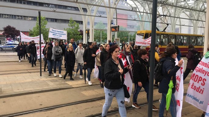 Strajk MOPS znów przejdzie przez centrum Łodzi. Duże utrudnienia w ruchu i komunikacji MPK Łódź - fot. ŁÓDŹ.PL