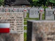 Mogiła na cmentarzu "Zarzew". Fot. P. Wacławiak, UMŁ. 