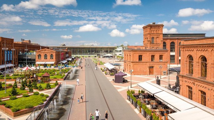 Śladami zasłużonych łodzianek. Okolice Manufaktury. 